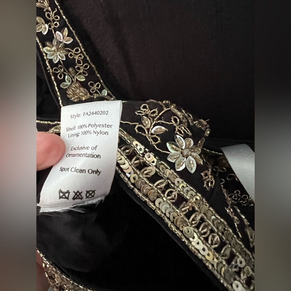 New Sani Ravi top in Black and Gold Size Small - Picture 10 of 12